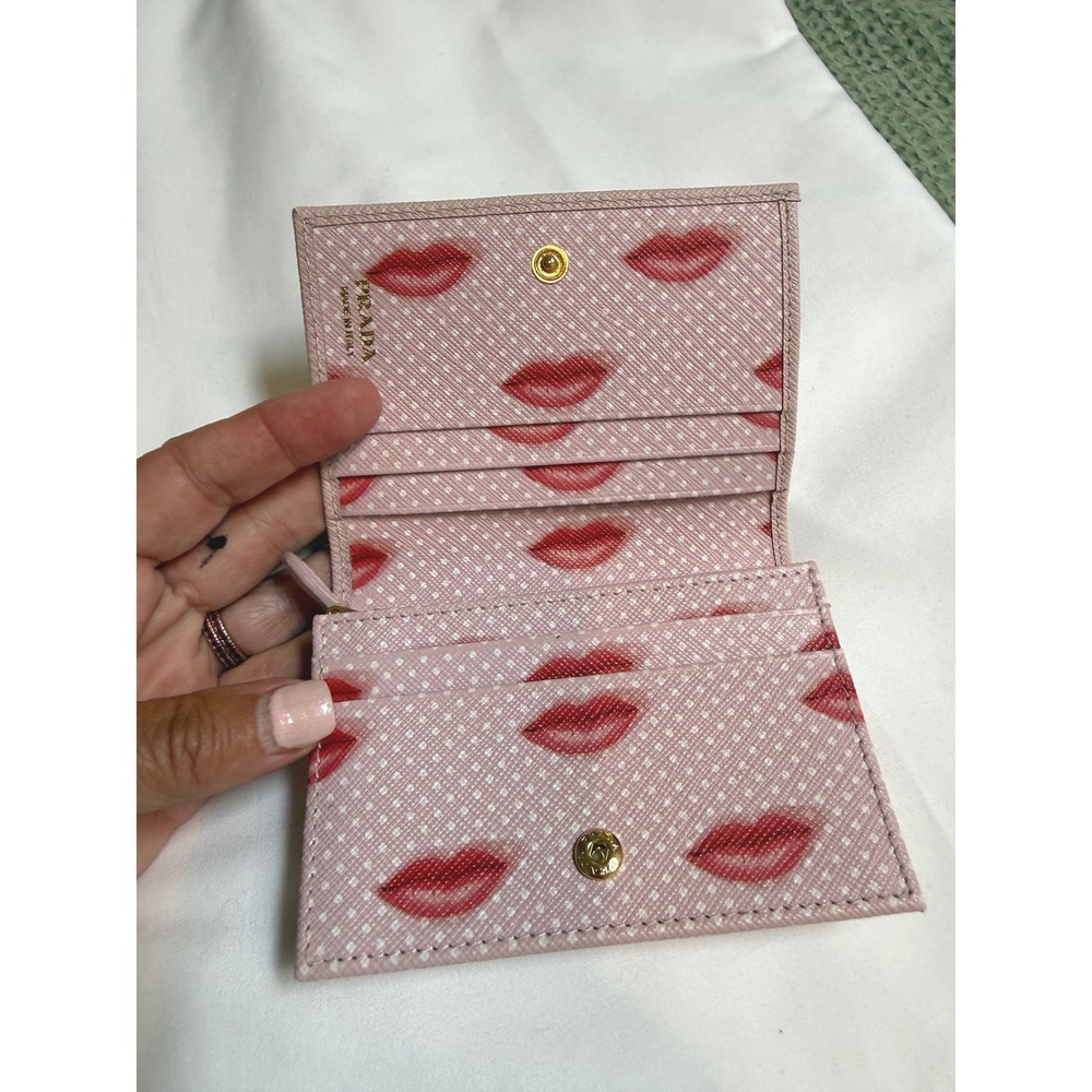 Prada Pink Saffiano Leather Wallet Red Bocche Lip Print NWT + Box + Reg - Picture 5 of 16